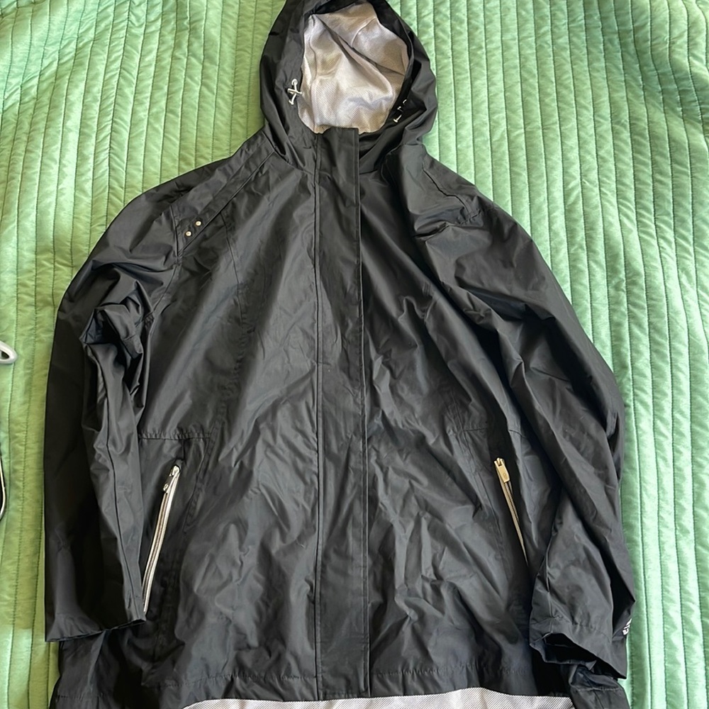 Free country black rain/wind jacket